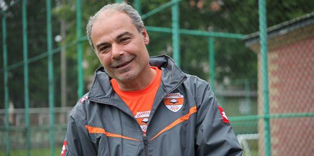 Adana’da öz güven tavan