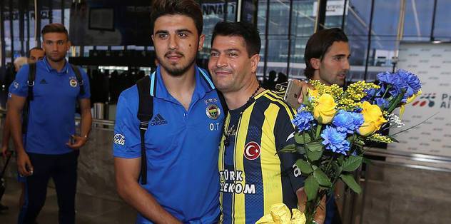 F.Bahçe kafilesi Prag'da