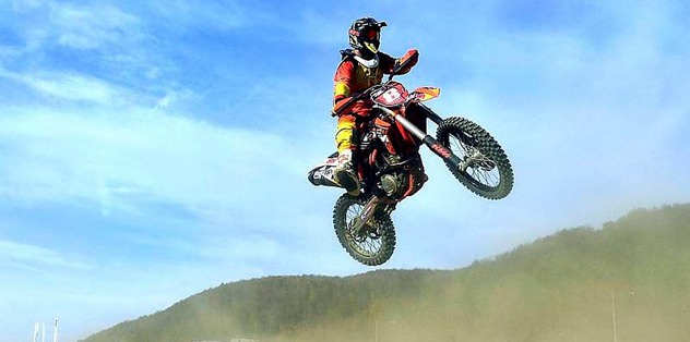 Gönen'de motokros heyecanı
