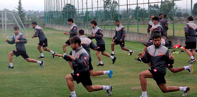 İpekoğlu 6-7 oyuncu daha istiyor