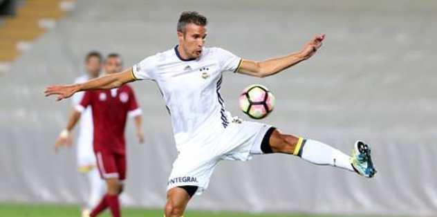 F.Bahçe'de Van Persie şoku