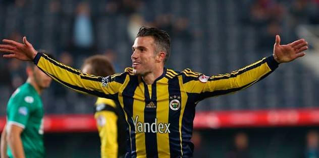 Van Persie'ye hücum