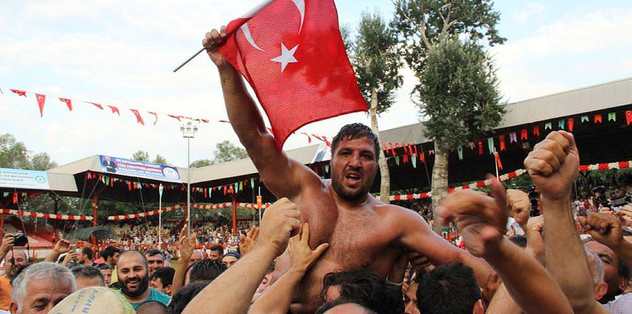 Kırkpınar'ın Başpehlivanı Recep Kara oldu