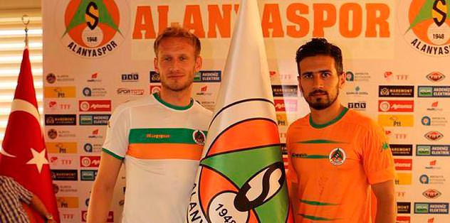 Alanya’da çifte transfer