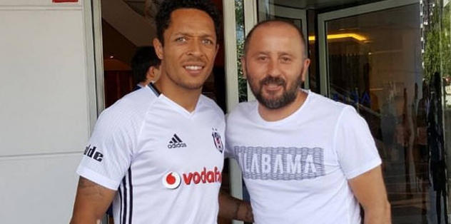Adriano kampa katılmayacak