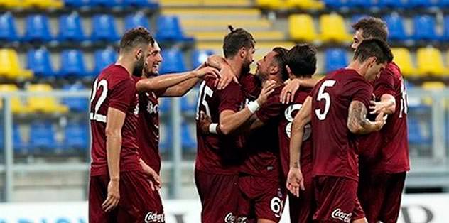 Fırtına gibi başladı