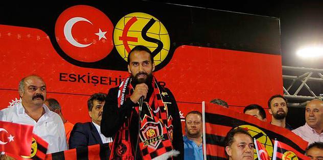 Erkan Zengin’den görkemli dönüş