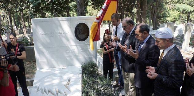 Ali Sami Yen kabri başında anıldı