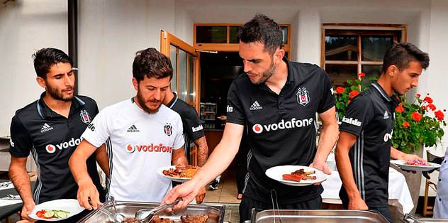 İdman sonrası barbekü keyfi