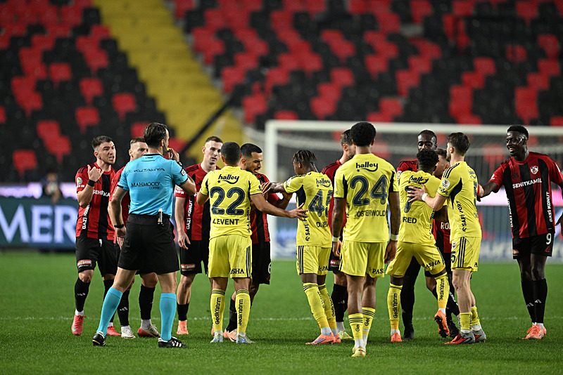 Beşiktaş-Fenerbahçe maçı sarı kart ceza sınırı
