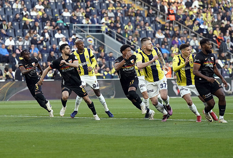 fenerbahce-zecorner-kayserispor-maci-ne-zaman-saat-kacta-ve-hangi-kanalda-canli-izle-1762668347776.png Fenerbahçe-Kayserispor maçları
