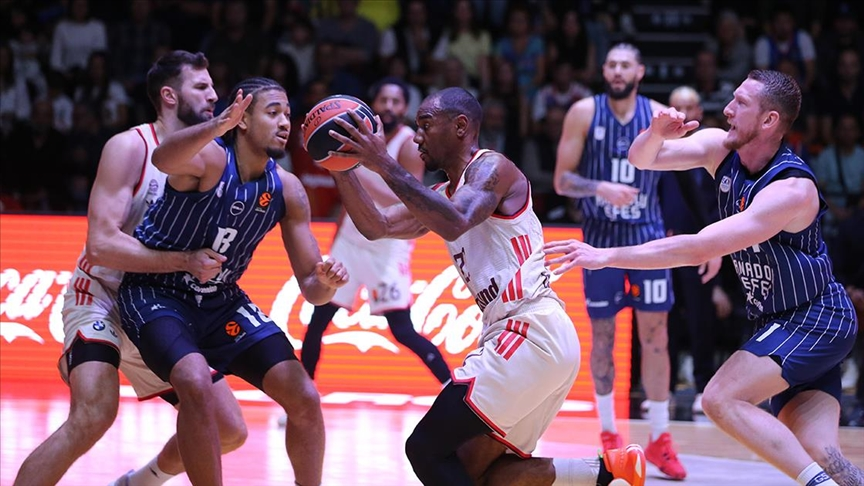 Anadolu Efes-Barcelona maçı
