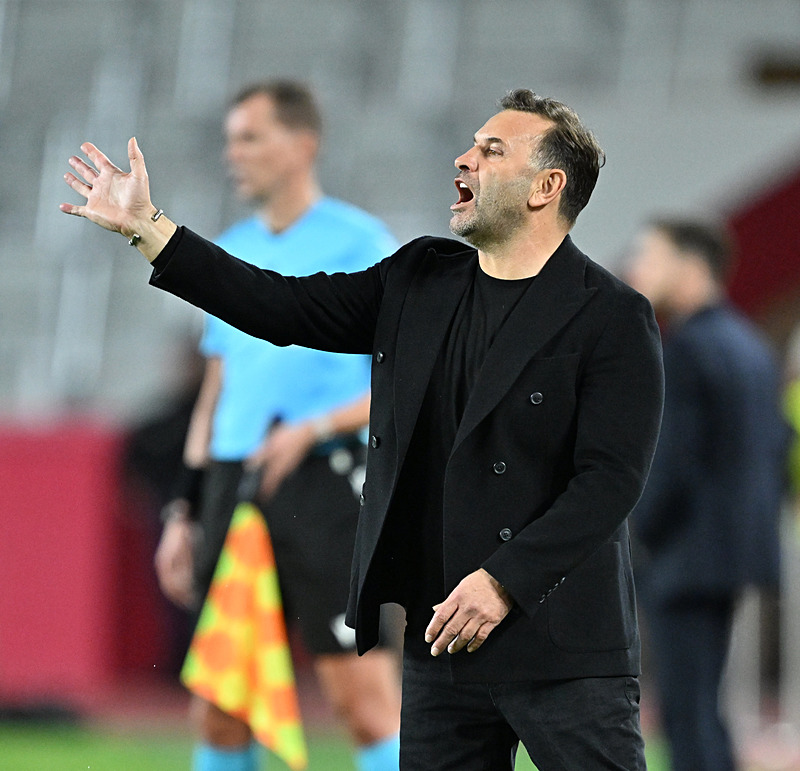 antalyaspor-galatasaray-maci-ne-zaman-saat-kacta-ve-hangi-kanalda-1765604914708.png Erol Bulut, Okan Buruk karnesi