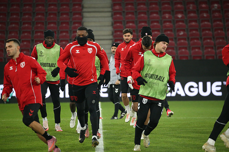 mainz-05-samsunspor-maci-canli-izle-ne-zaman-saat-kacta-ve-hangi-kanalda-1766034434099.png Mainz 05-Samsunspor maçı nasıl, nereden izlenir