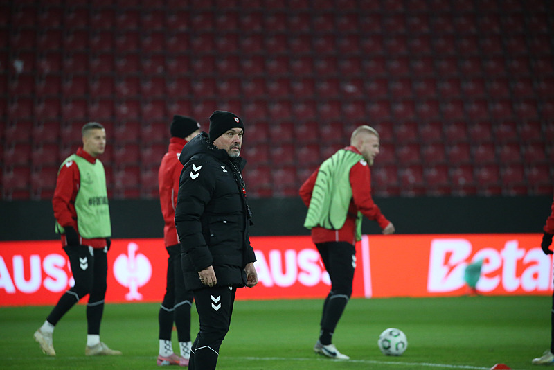 mainz-05-samsunspor-maci-canli-izle-ne-zaman-saat-kacta-ve-hangi-kanalda-1766034623725.png Mainz 05-Samsunspor maç kadrosu