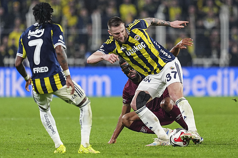 Milan Skriniar cezalı