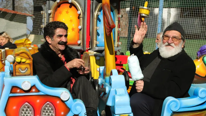 cennetin-cocuklari-yeni-bolum-fragmani-23-bolum-fragmani-yayinlandi-mi-1771870065741.png Cennetin Çocukları yeni bölüm