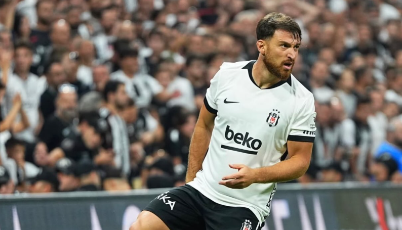 salih-ozcan-kimdir-salih-ozcan-kac-yasinda-nereli-hangi-takimda-oynuyor-1790835747269.png Salih Özcan kimdir? Salih Özcan kaç yaşında, nereli? - 2