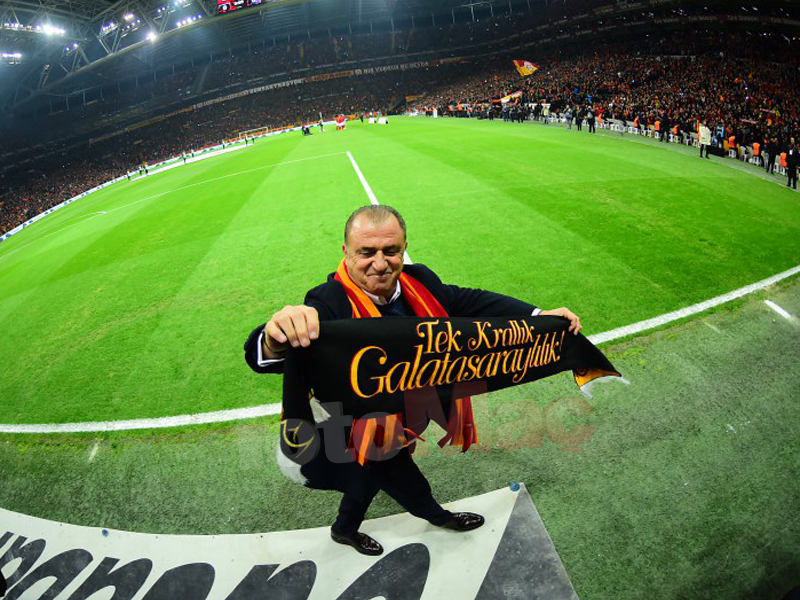 fatih-terime-turk-telekomda-sevgi-seli-1514135209062.jpg
