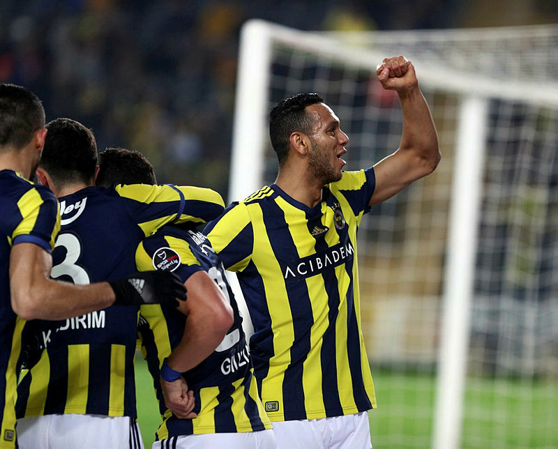 Fenerbahçe Josef de Souza’nın sözleşmesini uzatıyor