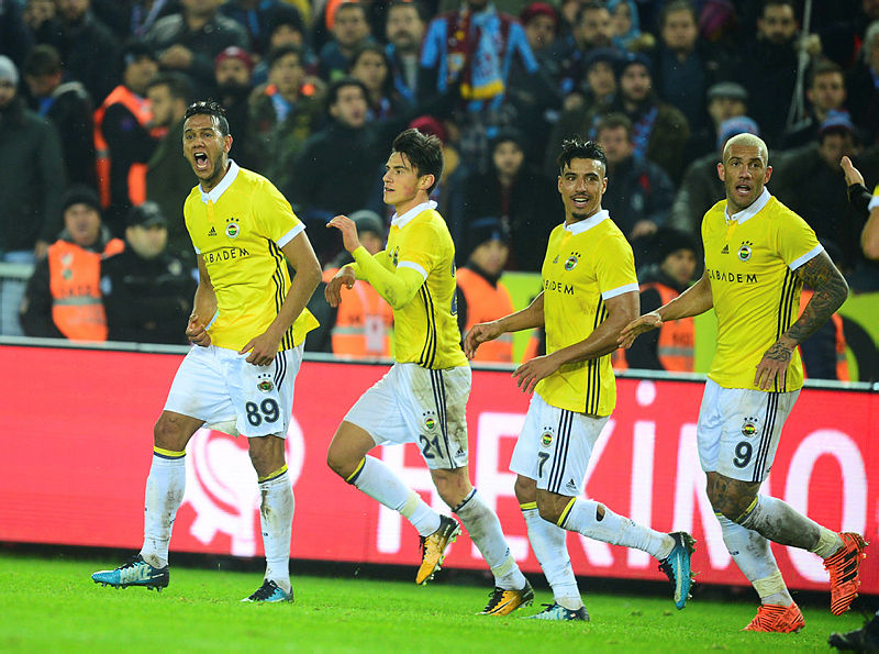 Fenerbahçe Josef de Souza’nın sözleşmesini uzatıyor