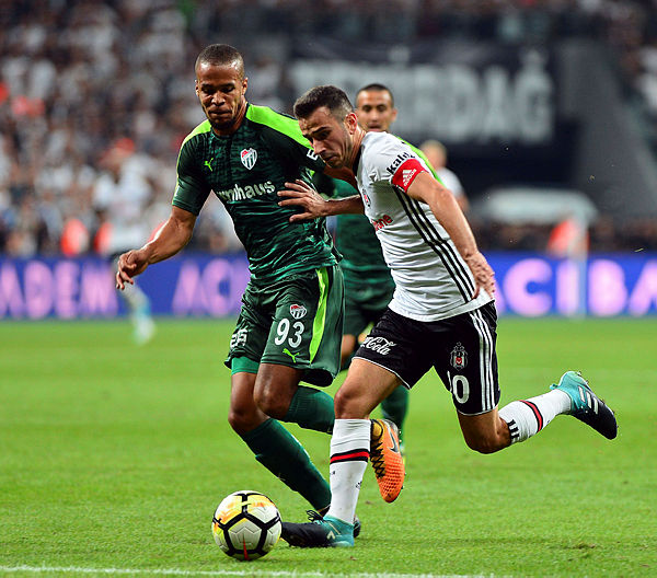 Beşiktaş’ta Oğuzhan Özyakup’un durumu belli oluyor