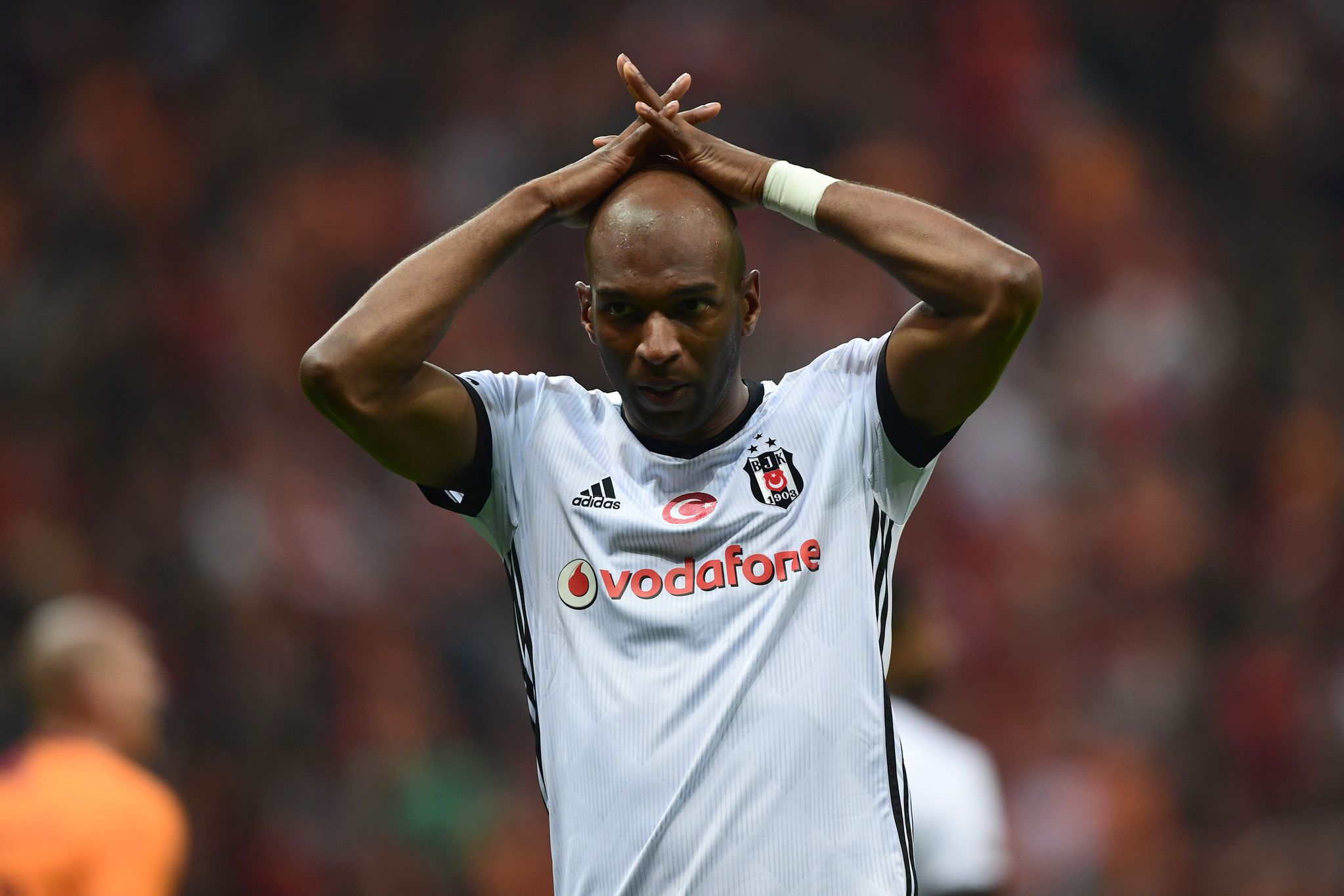 Ryan Babel’e teklif yağıyor!