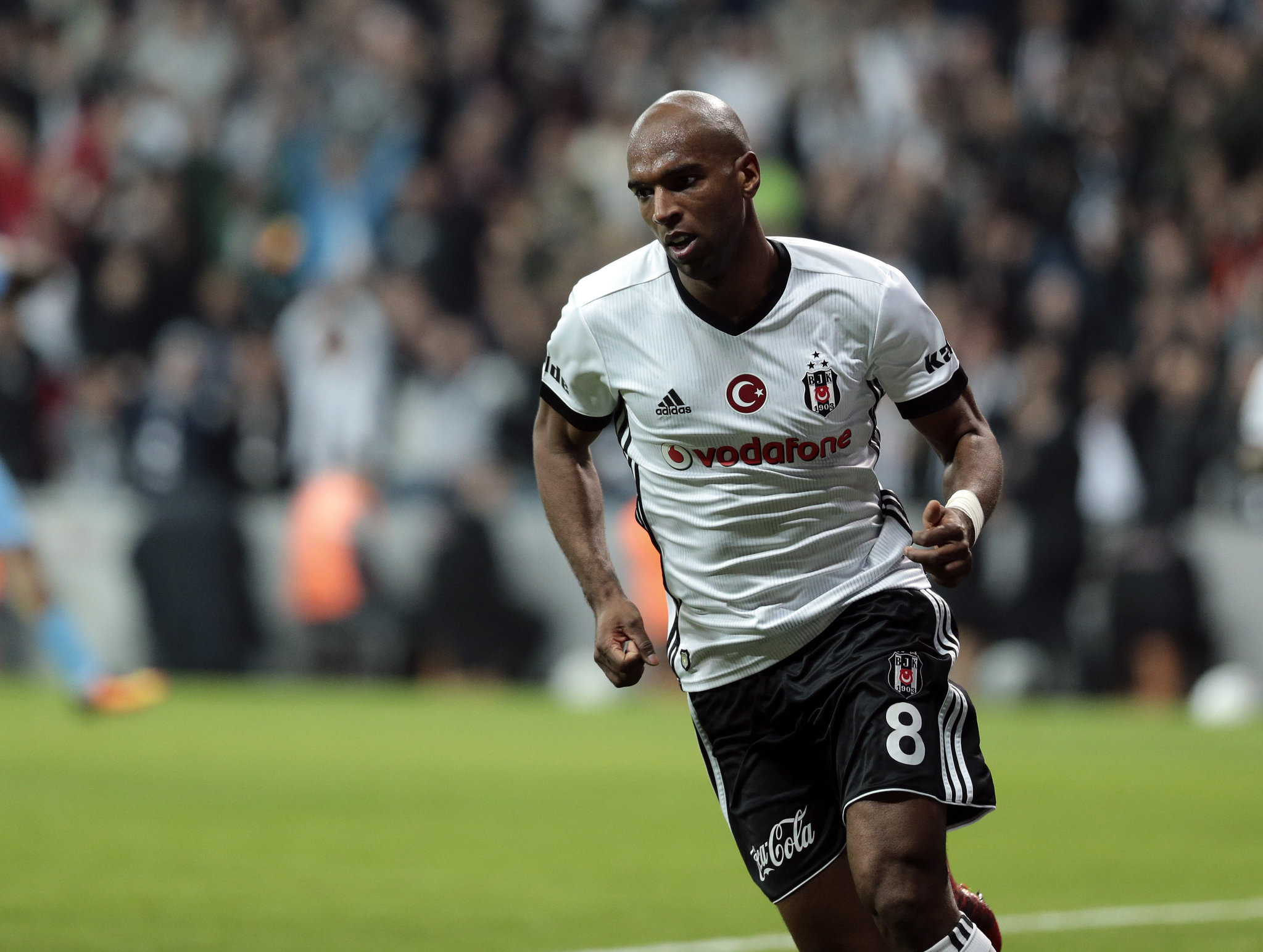 Ryan Babel’e teklif yağıyor!