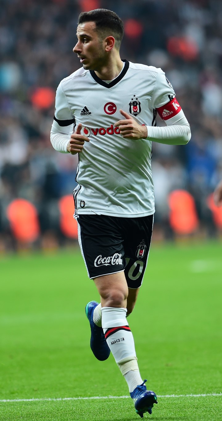 Oğuzhan Özyakup’a Cenk Tosun’lu Everton talip!