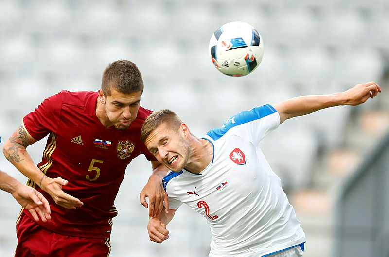 Çek basınından G.Saray için Kaderabek iddiası!