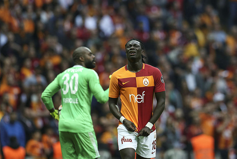 Gomis 1 golle 2 kuş vuracak