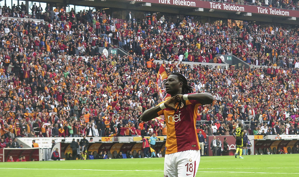 Gomis 1 golle 2 kuş vuracak