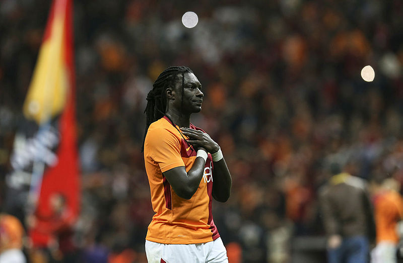Gomis 1 golle 2 kuş vuracak