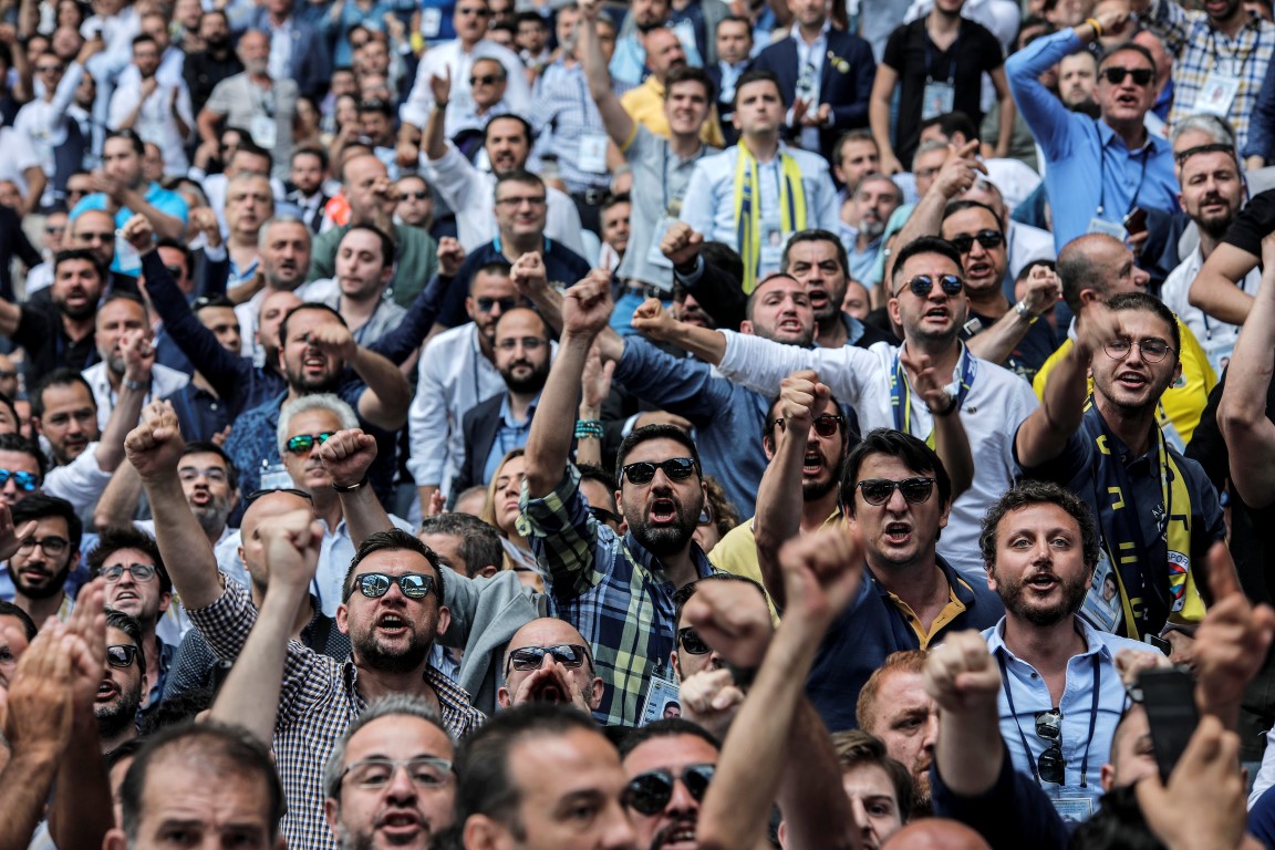 Fenerbahçe başkanını seçiyor! Kadıköy’de tarihi gün