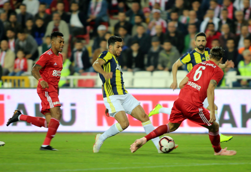 Sivasspor - Fenerbahçe maçını spor yazarları böyle değerlendirdi