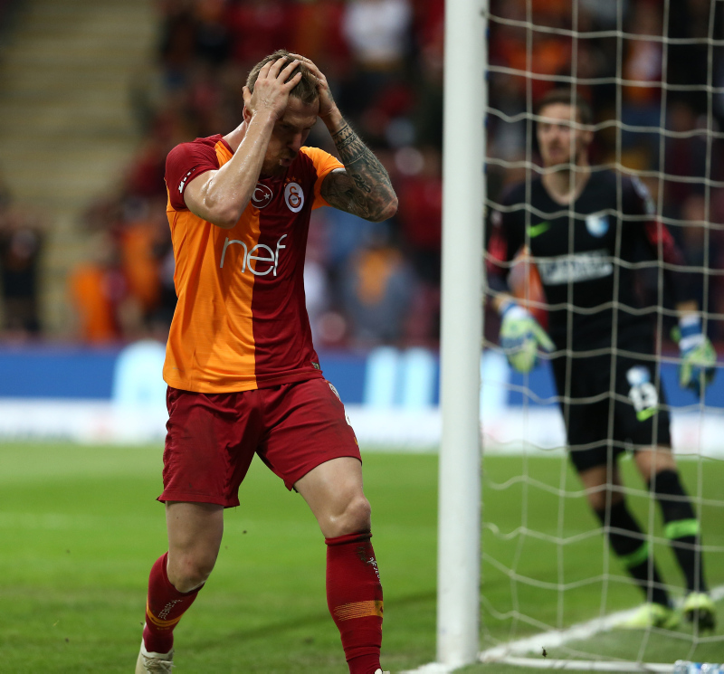 Galatasaray’da Serdar Aziz krizi