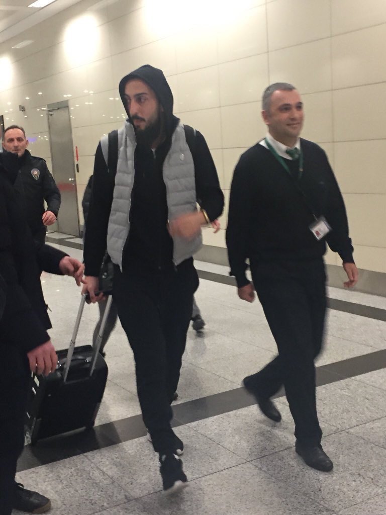 Galatasaray Kostas’ı İstanbul’a getirdi