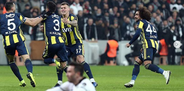 Beşiktaş Fenerbahçe derbisi sonrası caps patlaması