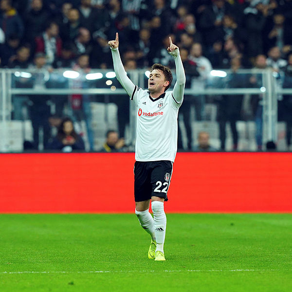 Beşiktaş’ın yeni hocası belli oldu! İşte hazırladığı rapor...