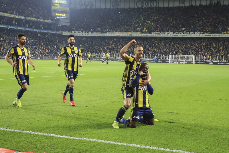 Fenerbahçe’nin Avrupa yolu Galatasaray’dan geçiyor!