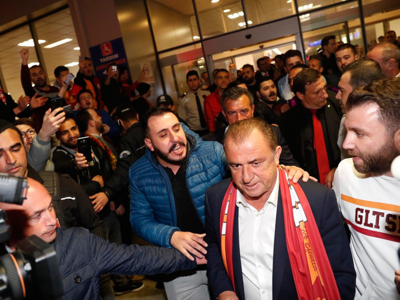 Galatasaray’dan 5 isme kanca!