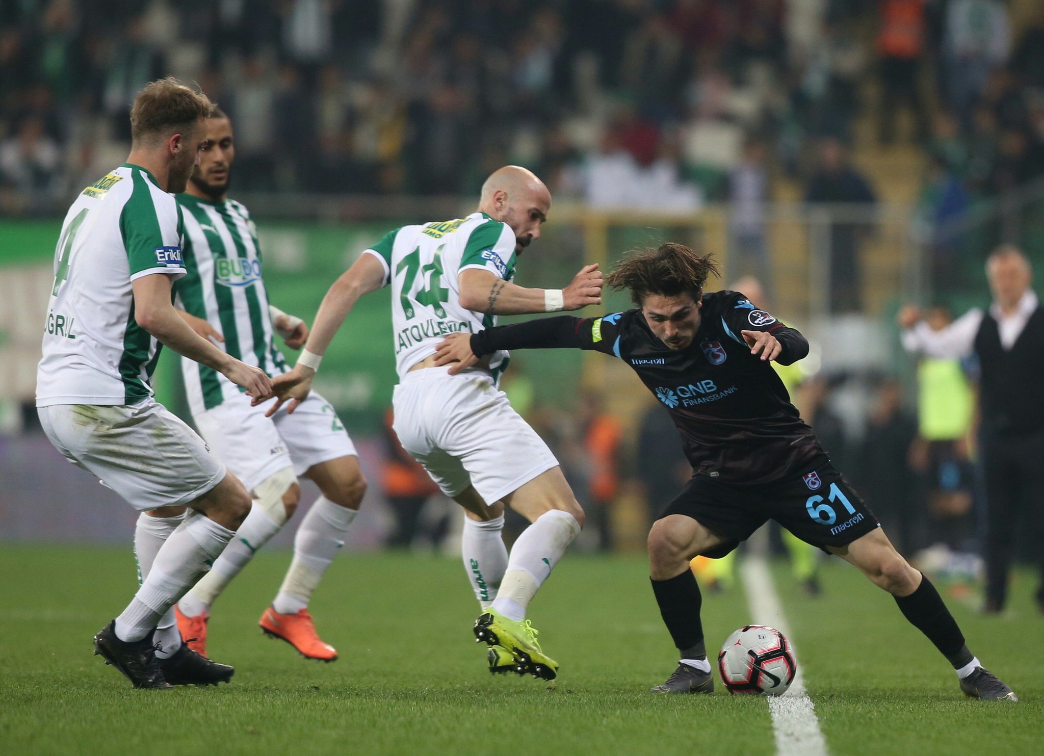 Barcelona resmen duyurdu! Abdülkadir Ömür...