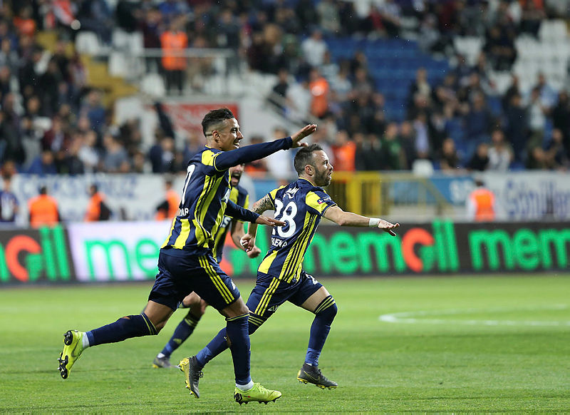 Fenerbahçe transferde atağa geçti!
