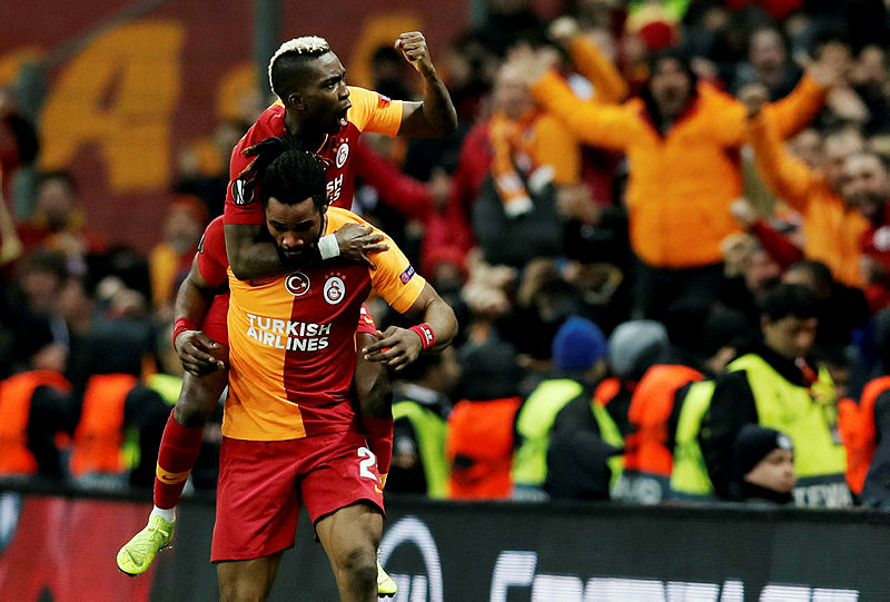 Galatasaray’da sol kanada transfer çıkarması!
