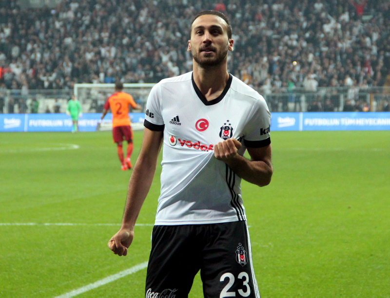 Cenk Tosun Beşiktaş’a dönecek