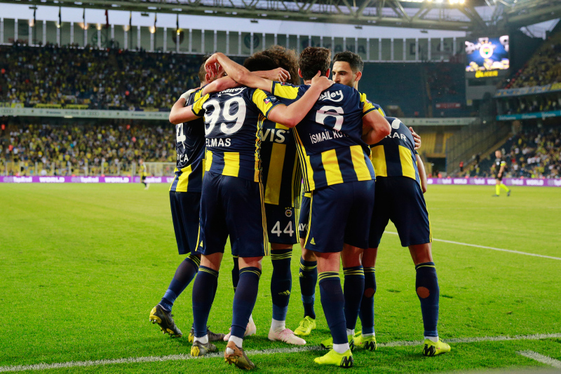 Fenerbahçe’nin müthiş transfer listesi ortaya çıktı!