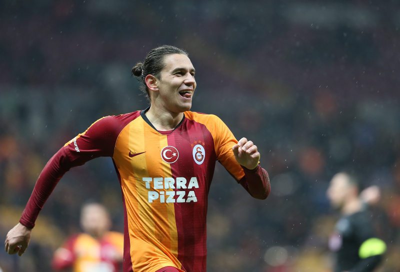 Galatasaray’da Taylan Antalyalı’dan Trabzonspor karşısında rekor!