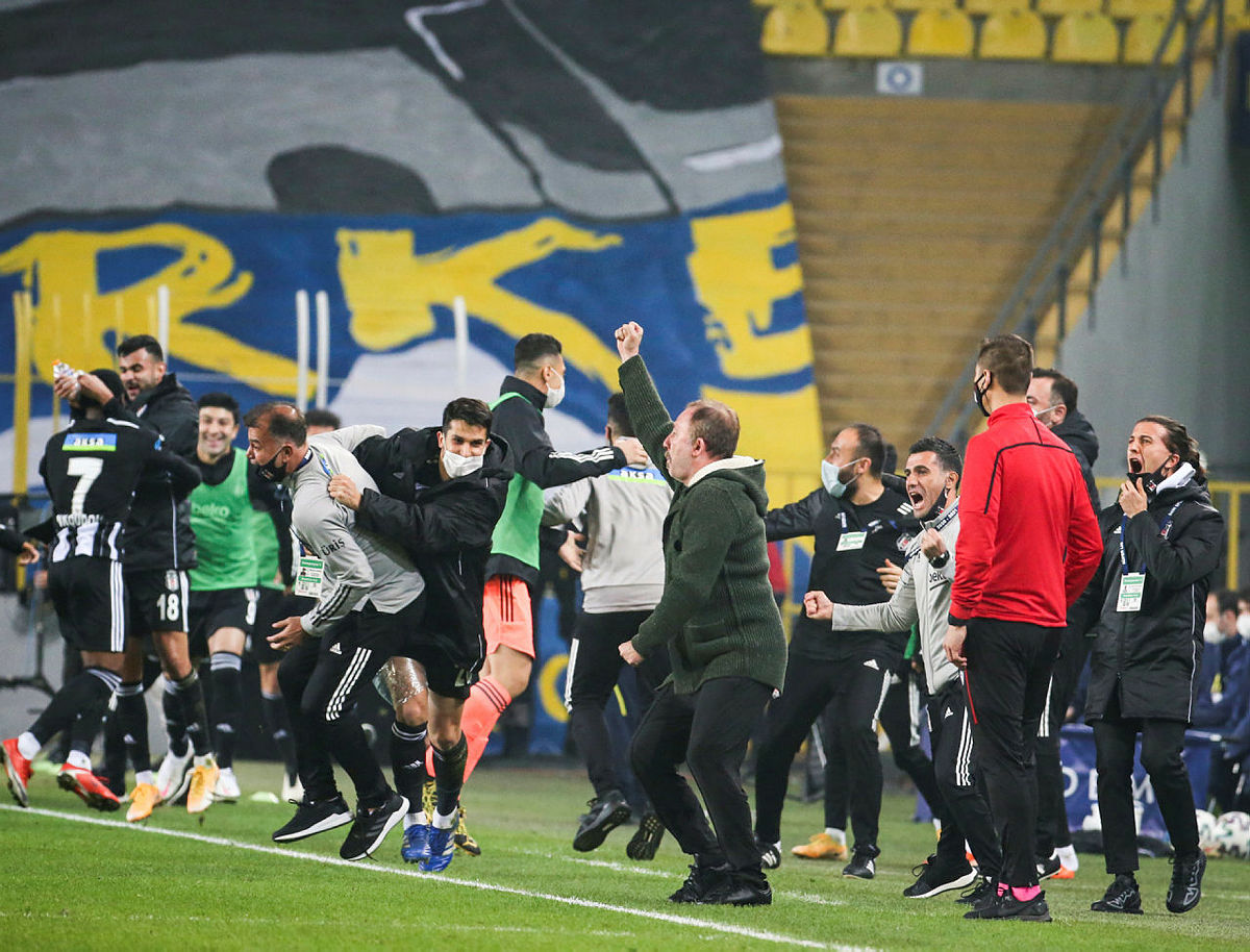 Fenerbahçe tarihi tersten yazıyor! 30 yıl sonra...