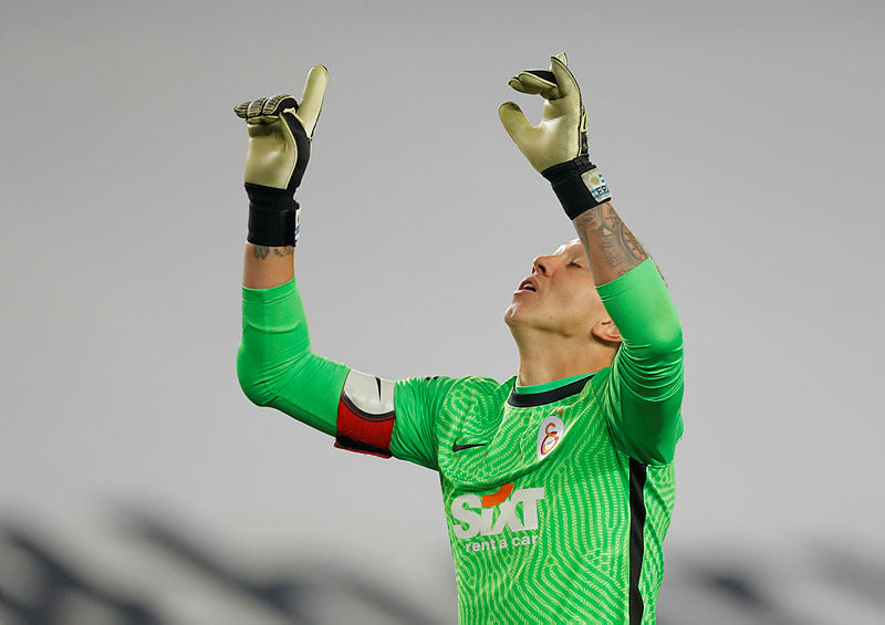 Fatih Terim o ismi istedi! Muslera’dan sonra kale onun