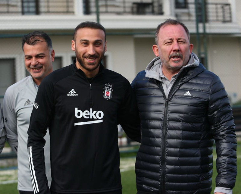 Beşiktaş’ta Cenk Tosun hırsının kurbanı oldu! Sakatlığı...